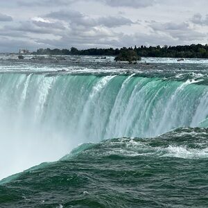 Meet your Posher, Tonya